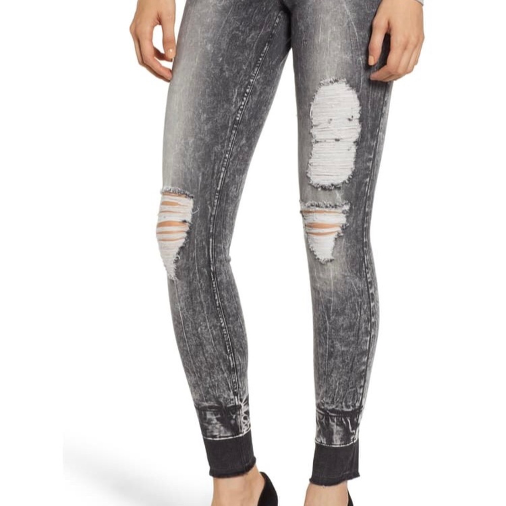 Zeza B by Hue Shredded Denim Leggings